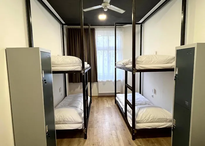 Waltz * ברטיסלאבה